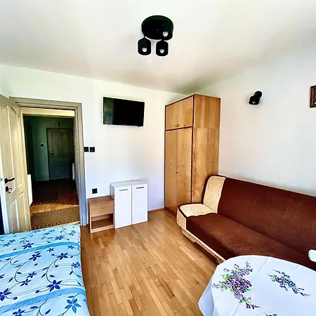 Anna Goscinne ホームステイ *